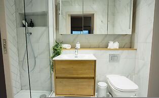 Spacious 3-bed Retreat Modern Super Central