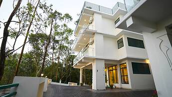 Sunrise Munnar by Maat Hotels