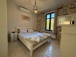 White Stone Apartments With Balcony