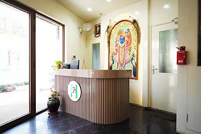 HOTEL DIWAKAR NIWAS