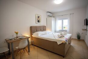 Comfort Vrsar Apartments