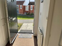 House Sleeps 8 With Wifi