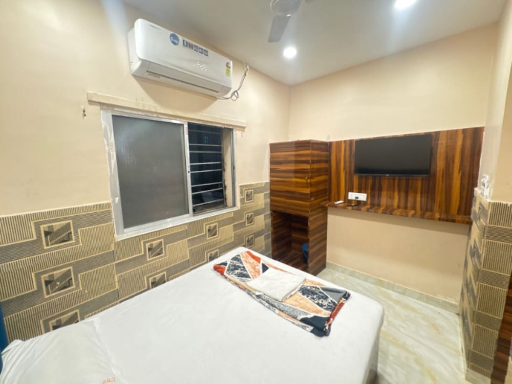 Hotel Surbhi Grant