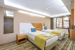 Bulvar Hotel