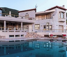 Epidavros Villas - Elia Garden Retreat w Pool