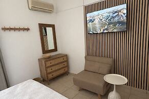 Angelika Rooms