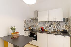Not Ordinary Apartment by Wonderful Italy