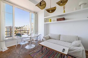 Air-conditioned Seafront Apartment - Nice