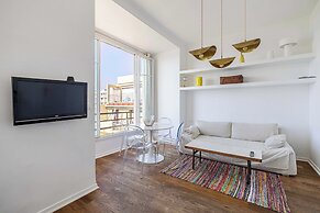 Air-conditioned Seafront Apartment - Nice