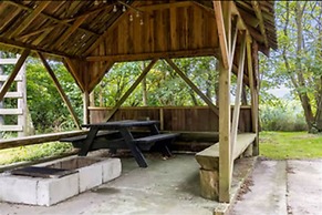 House With Large Garden, Campfire hut 1