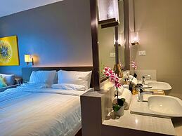 Cozy Retreat King Suite