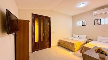 La Bella Casa hostel