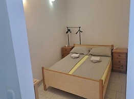 Americana Karlobag Apartments