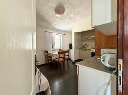 Americana Karlobag Apartments
