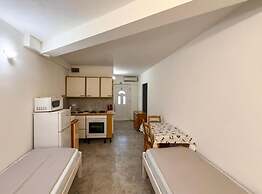 Americana Karlobag Apartments