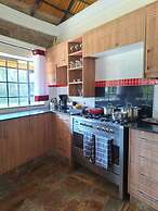 Kiserian Cottage With Gazebo Garden Grill - 2343