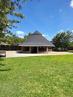Kiserian Cottage With Gazebo Garden Grill - 2343