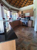 Kiserian Cottage With Gazebo Garden Grill - 2343