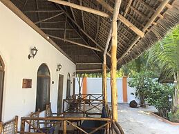 Sunset Mkuu Boutique Hotel