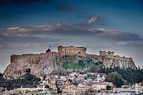 Central Spacious Athenian Penthouse Getaway