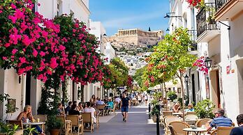 Central Spacious Athenian Penthouse Getaway