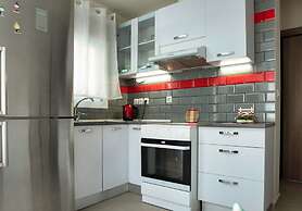 Central Spacious Athenian Penthouse Getaway