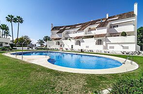 Eld4.1- Prime Location, Pool Views and Evening sun