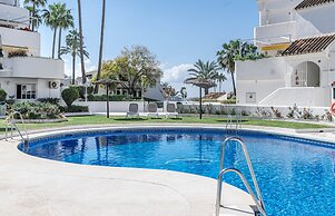 Eld4.1- Prime Location, Pool Views and Evening sun