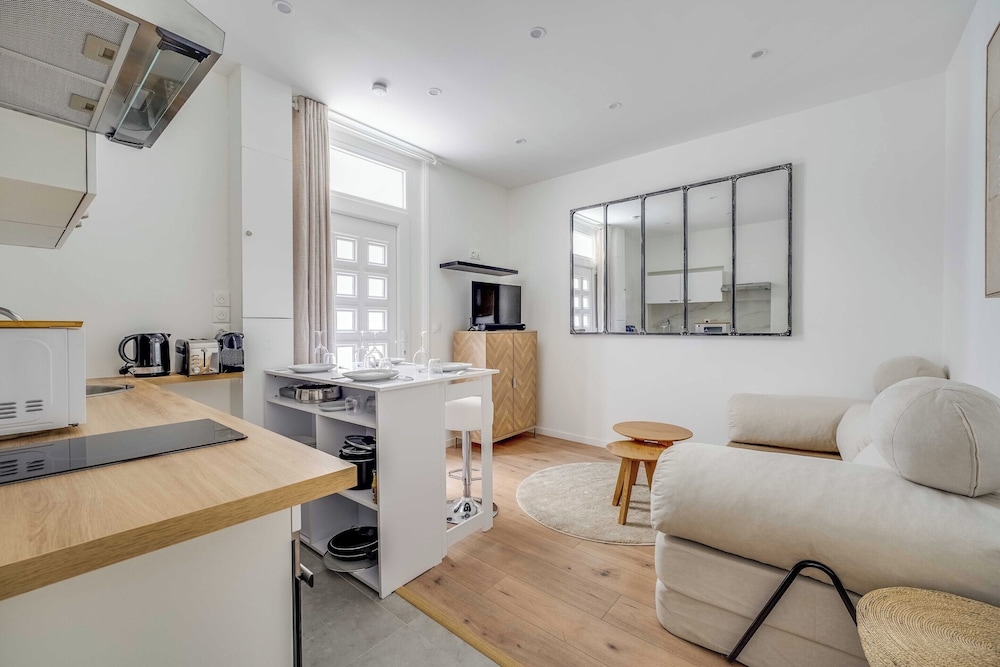 Modern Apartment 1br/4p - Levallois