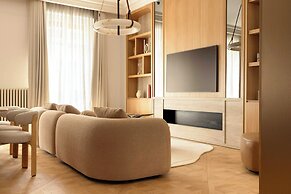 Luxury A/C Apt - 10p/4bdr - Arc de Triomphe