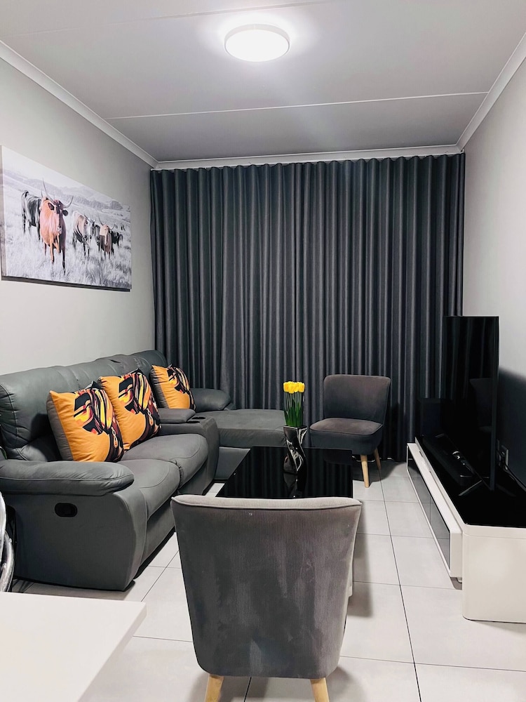 Happiness Retreat Stays-midrand