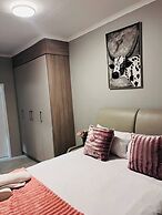 Happiness Retreat Stays-midrand