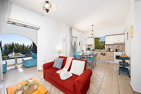 Villa Cleo With 3 Bedrooms and 2 Bathrooms