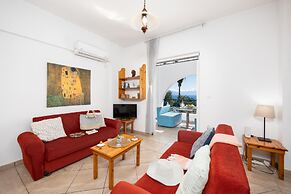 Villa Cleo With 3 Bedrooms and 2 Bathrooms
