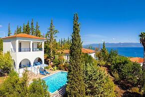 Villa Cleo With 3 Bedrooms and 2 Bathrooms