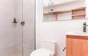 Metropolitan Living - 412b