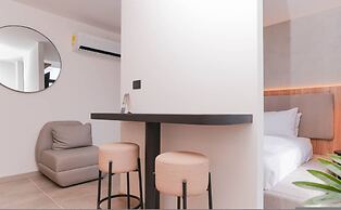 Metropolitan Living - 412b