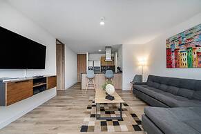 Go Living Suites - 703