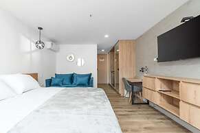 Go Living Suites - 1205