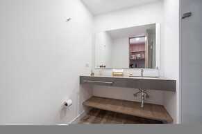 Go Living Suites - 1207