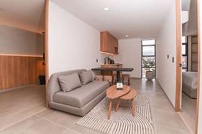 Metropolitan Living - 915