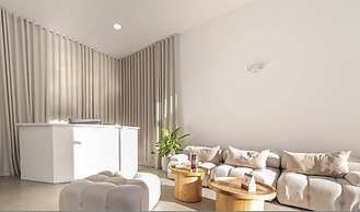 Metropolitan Living - 915