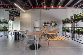 Go Living Suites - 1319