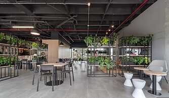 Go Living Suites - 1402