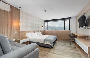 Go Living Suites - 1402