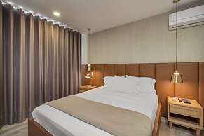 Go Living Suites - 801