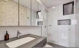 Go Living Suites - 801