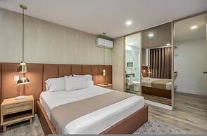 Go Living Suites - 801