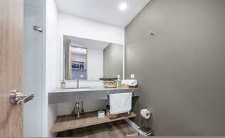 Go Living Suites - 1312
