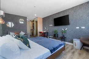 Go Living Suites - 1218